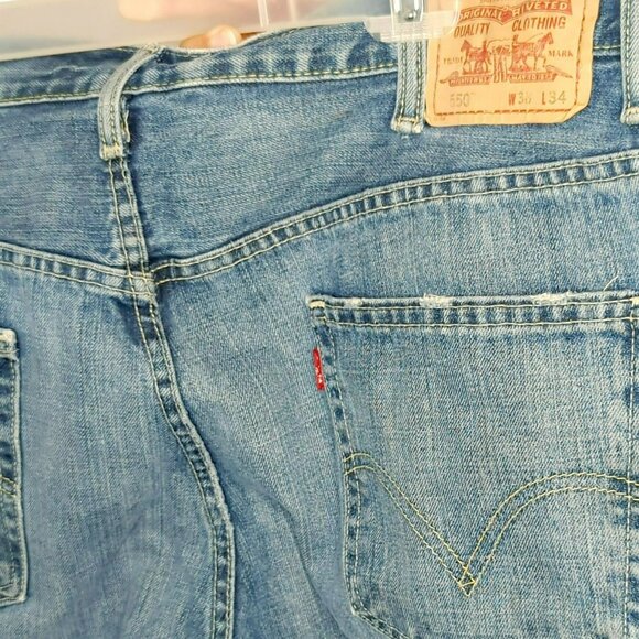 Levis 550 Jeans Relaxed Fit Blue Distressed Denim Mens W38 L34 - Picture 5 of 8